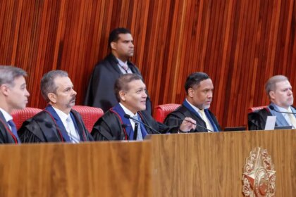 tse-define-regras-para-canais-de-whatsapp-durante-a-campanha
