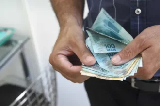 operacao-apreende-r$-155-mil-com-carcereiro-suspeito-de-facilitar-regalias-para-milton-leite