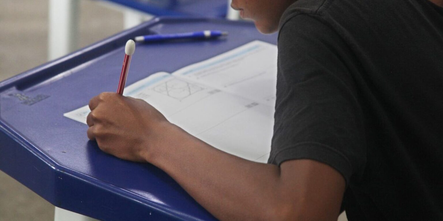 alunos-e-professores-participam-hoje-de-olimpiada-de-matematica