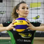 liberada,-tifanny-comanda-osasco,-que-amassa-praia-clube-e-vence-supercopa