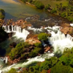 conheca-a-cachoeira-da-velha,-um-dos-principais-atrativos-do-jalapao,-e-saiba-como-chegar-ao-local