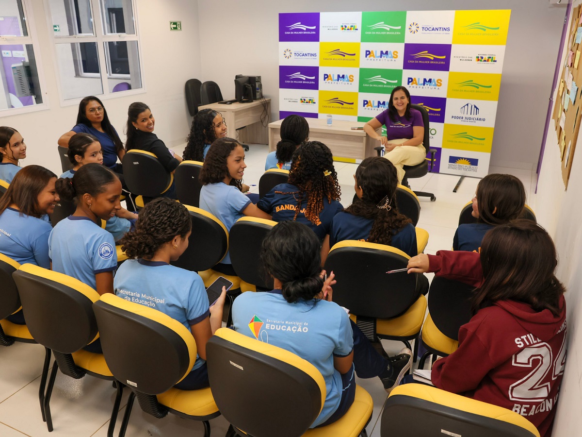 alunas-da-eti-euridice-ferreira-de-mello-conhecem-a-casa-da-mulher-brasileira