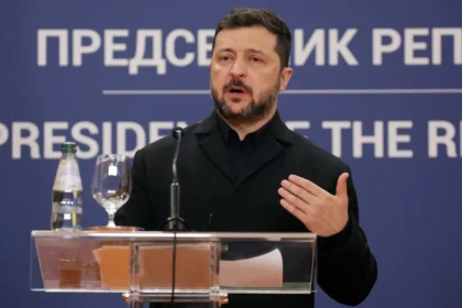 zelensky-acusa-trump-de-pressionar-ucrania-a-se-render-a-russia