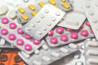 anvisa-proibe-lotes-de-medicamento-para-tratar-cancer
