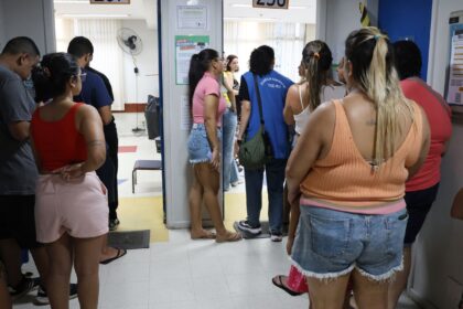 moradores-da-mare-se-mobilizam-para-divulgar-locais-de-votacao