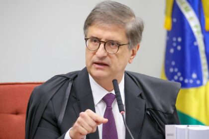 pgr-nao-ve-abuso-de-andre-mendonca-em-investigacao-contra-moraes