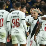 vasco-defende-vantagem-contra-o-boca-em-maracana-lotado-para-voltar-a-uma-final-apos-26-anos