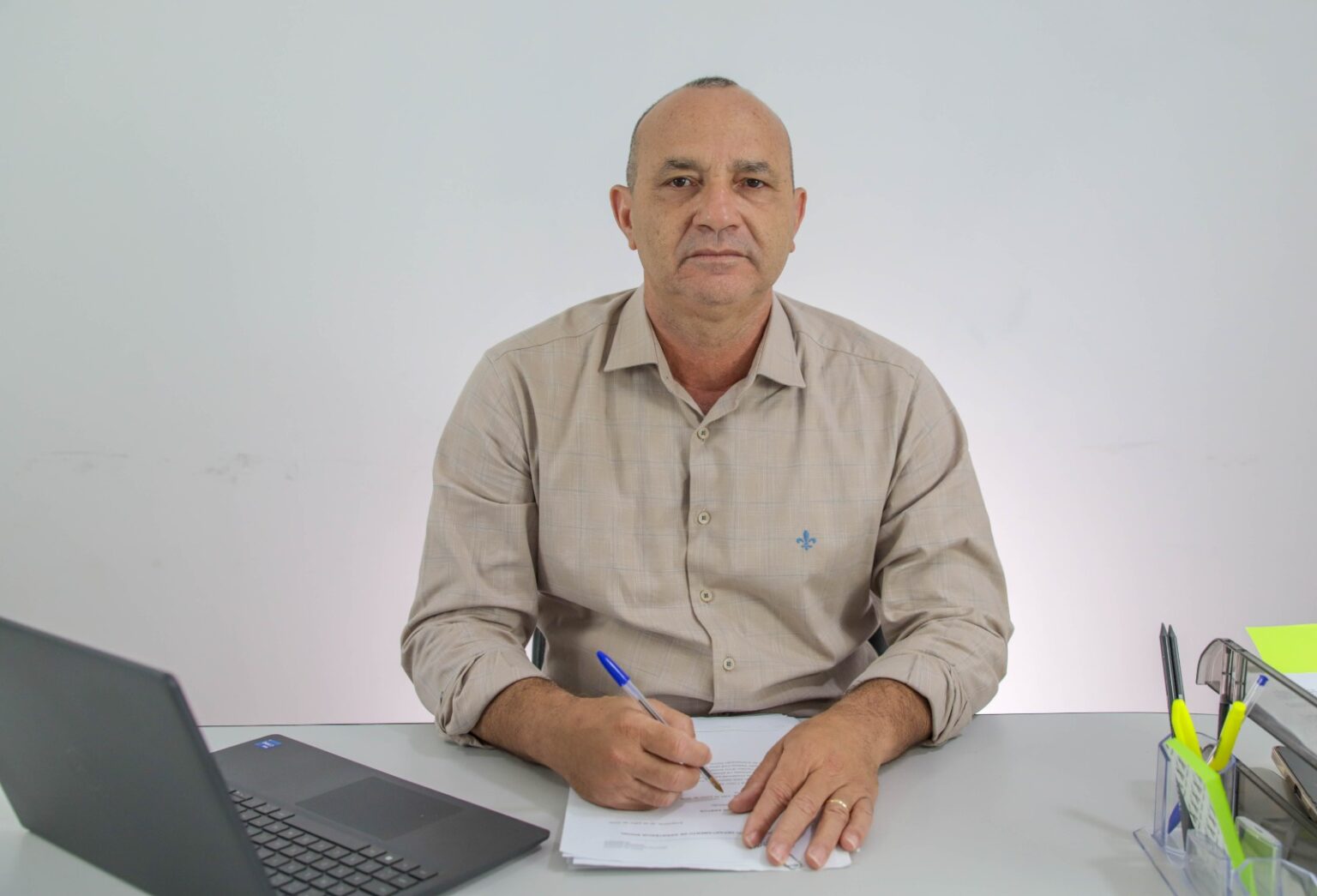 conhecendo-a-gestao:-paulo-roberto-barbosa-assume-secretaria-da-habitacao-de-araguaina