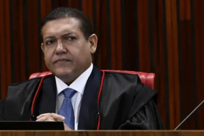 tse:-kassio-nunes-pede-a-meta-relatorio-sobre-canal-exercito-do-lula