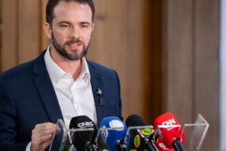previsao-de-superavit-no-orcamento-de-2027-esta-mantida,-diz-durigan