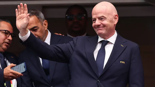 futebol-asiatico-muda-posicao-e-anuncia-apoio-a-reeleicao-de-infantino