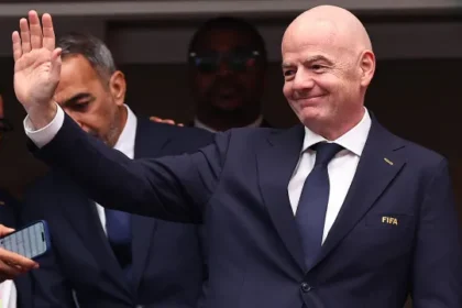 futebol-asiatico-muda-posicao-e-anuncia-apoio-a-reeleicao-de-infantino