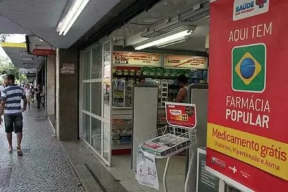 farmacia-popular-funciona-tambem-como-politica-de-protecao-da-renda-das-familias,-diz-estudo