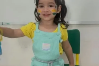 menina-de-2-anos-morre-apos-ser-esquecida-dentro-do-carro