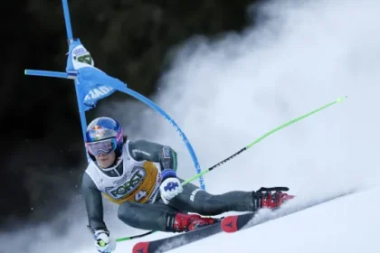 lucas-pinheiro-braathen-vence-1a-etapa-da-copa-do-mundo-de-esqui-alpino
