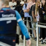 aeroporto-de-amsterda-cancela-uma-centena-de-voos-devido-a-temporal