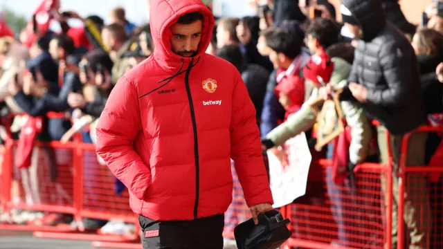 gary-neville-condena-bruno-fernandes:-“apunhalou-carrick-pelas-costas”