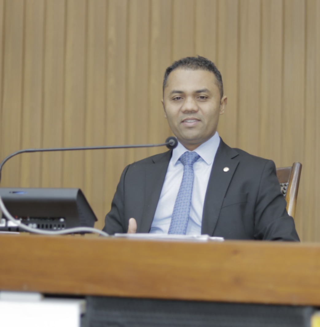 moisemar-destaca-entrega-de-viatura-a-guarda-municipal-de-pium,-com-emenda-de-sua-autoria