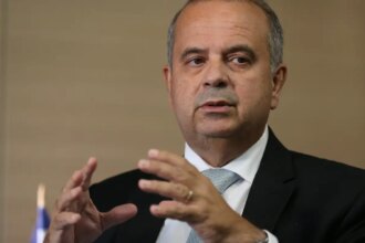 coordenador-de-campanha-se-diz-surpreso-com-fuga-de-flavio