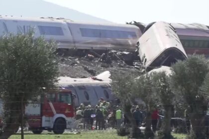 brasil-lamenta-acidente-de-trem-na-espanha,-em-que-mais-de-60-morreram