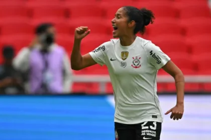 corinthians-bate-santa-fe-e-vai-a-final-por-7a-taca-na-libertadores-feminina