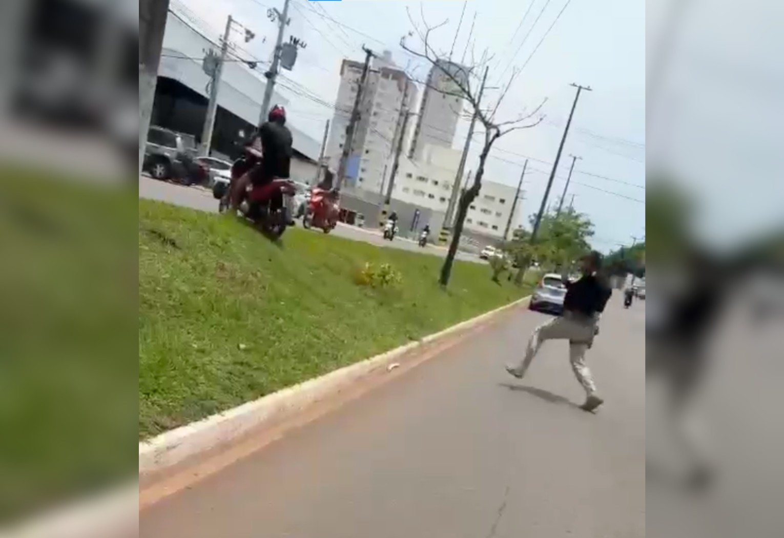 agente-da-prf-cai-em-via-ao-perseguir-motociclista-a-pe-apos-ordem-de-parada-no-to;