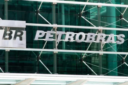 petrobras-anuncia-3a-descoberta-de-petroleo-em-poco-na-foz-do-amazonas