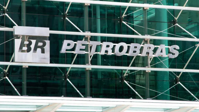 petrobras-anuncia-3a-descoberta-de-petroleo-em-poco-na-foz-do-amazonas