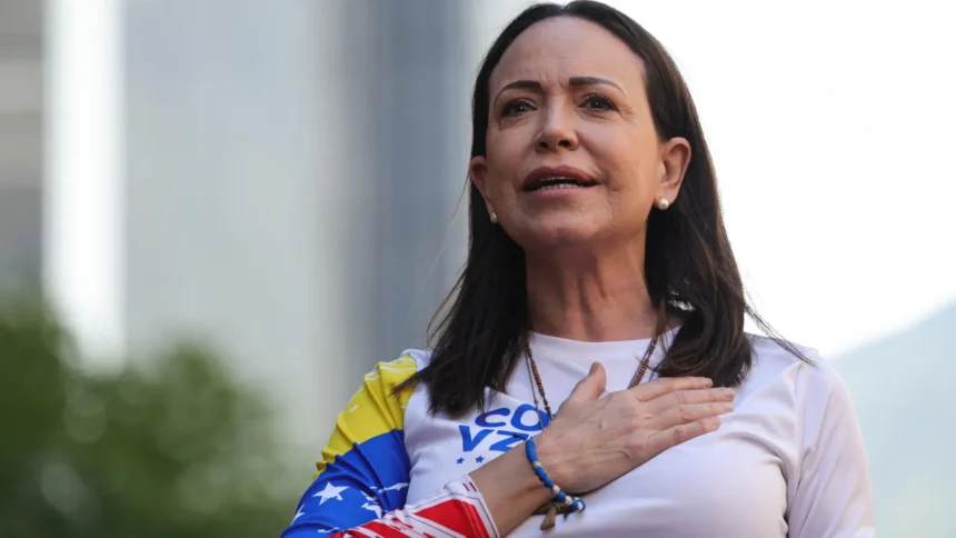 maria-corina-agradece-a-trump-apos-voltar-a-venezuela-e-diz-que-nao-conseguiu-dialogo-com-lula