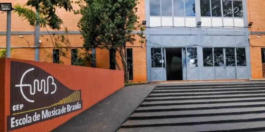 alunos-da-escola-de-musica-de-brasilia-se-apresentam-na-radio-mec