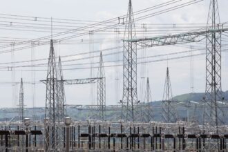 aneel-preve-tres-leiloes-de-transmissao-de-energia-em-2027