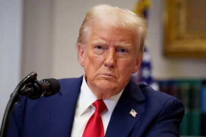 trump-nao-pretende-apoiar-declaracao-de-flavio-bolsonaro-como-lider-do-brasil,-aponta-reuters